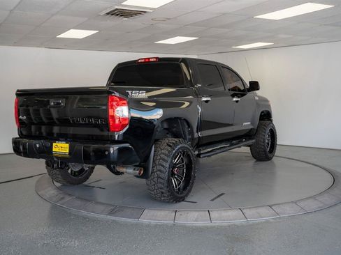 Used 2016 Toyota Tundra SR5 w/ SR5 Upgrade Package AWD/4WD image 8