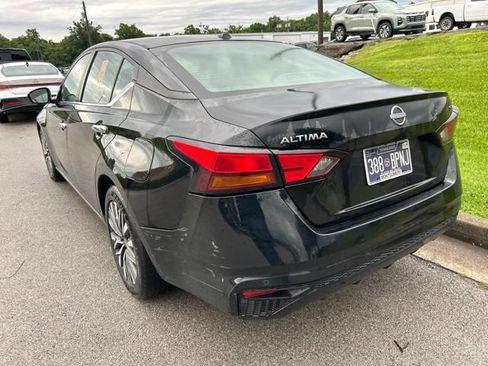 Used 2023 Nissan Altima 2.5 SV FWD image 4