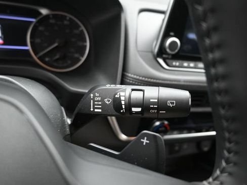 Used 2026 Nissan Rogue SV FWD image 30