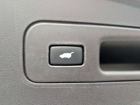 Used 2020 Acura MDX SH-AWD image 12