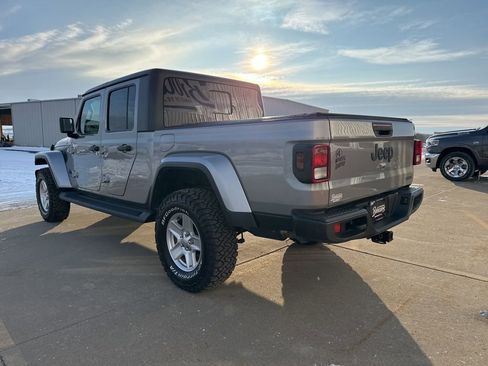 Used 2020 Jeep Gladiator Sport w/ Quick Order Package 24S image 7