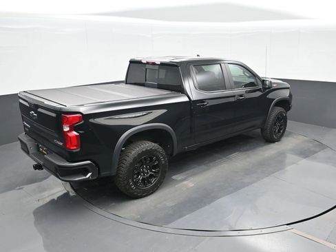 Used 2023 Chevrolet Silverado 1500 ZR2 w/ Technology Package image 22