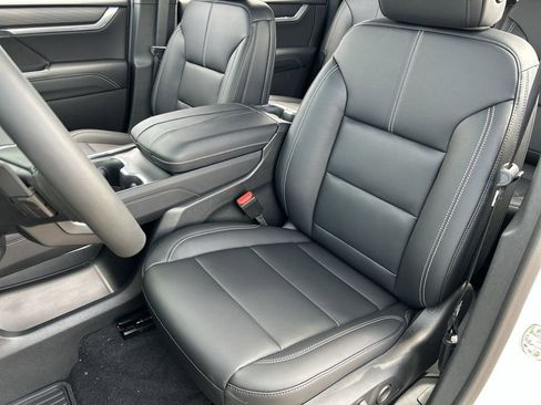 New 2026 GMC Acadia Elevation w/ Elevation Premium Package image 19