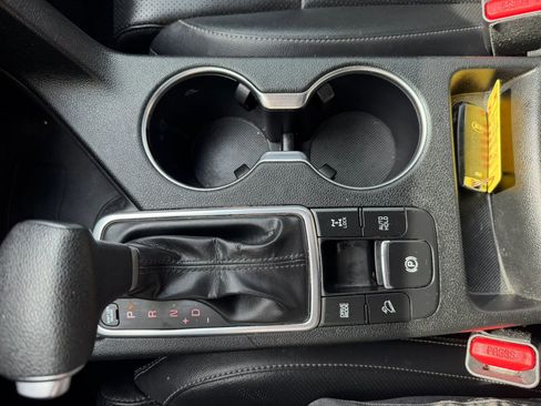 Used 2020 Kia Sportage S w/ S Premium Package image 23