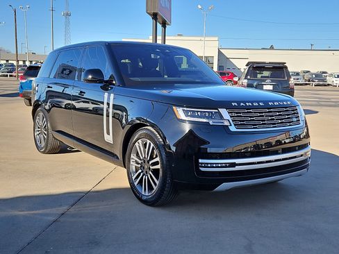 Used 2023 Land Rover Range Rover Long Wheelbase Autobiography image 4