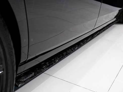 Used 2023 Rolls-Royce Phantom Sedan w/ The Phantom Package image 32