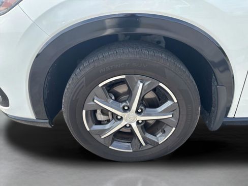 Used 2023 Honda HR-V EX-L image 42