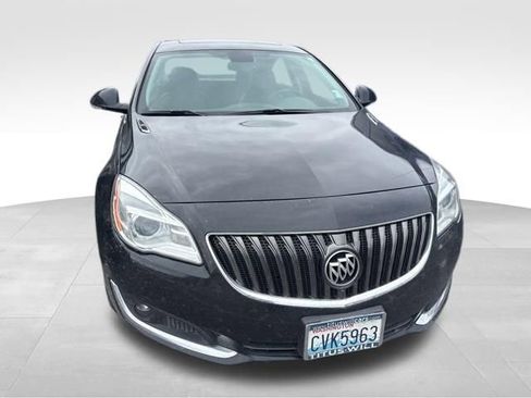 Used 2017 Buick Regal Sport Touring FWD image 12
