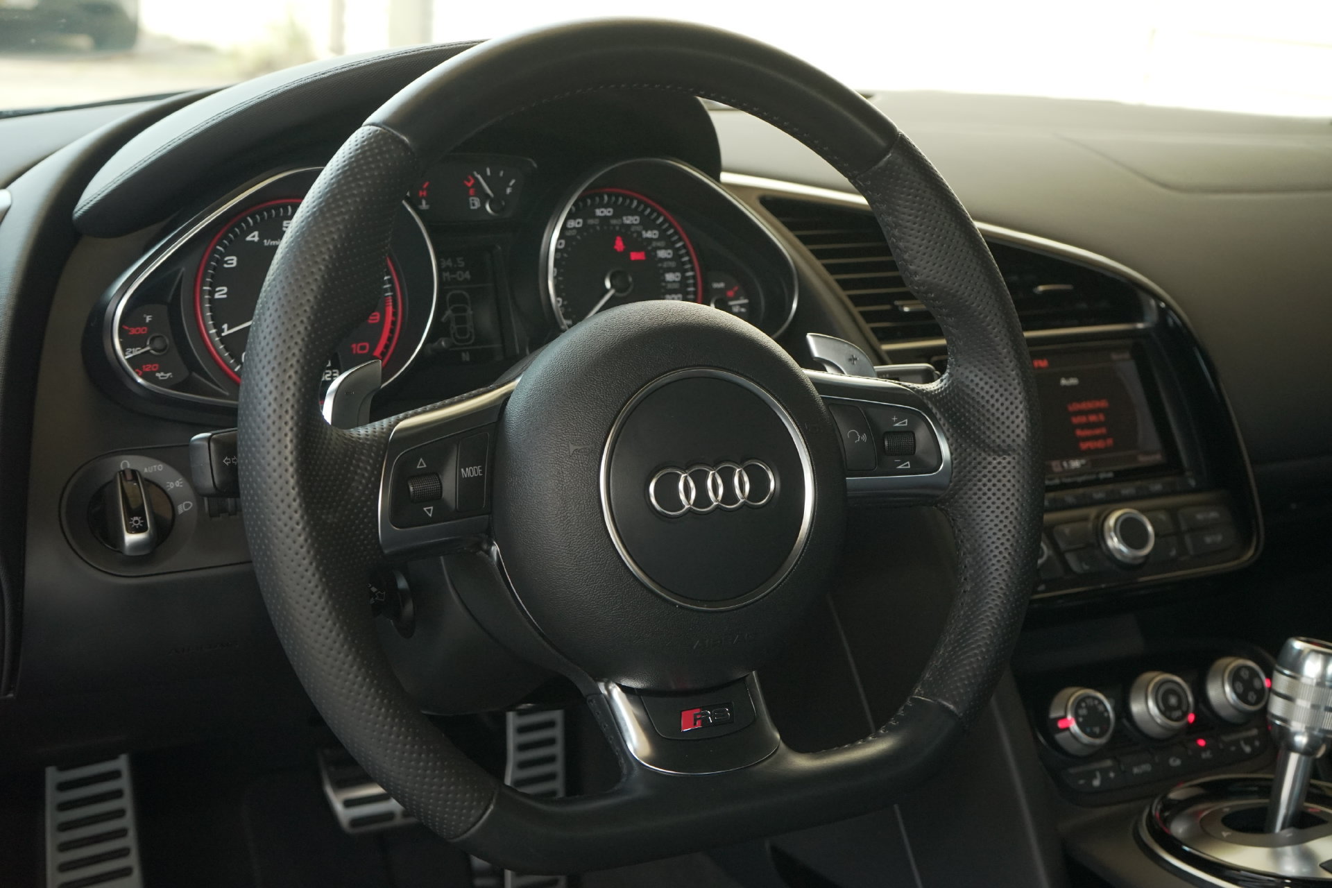Used 2015 Audi R8 V10 AWD/4WD image 6