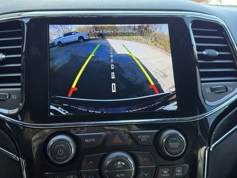 Used 2021 Jeep Grand Cherokee Limited w/ Trailer Tow Group IV image 16