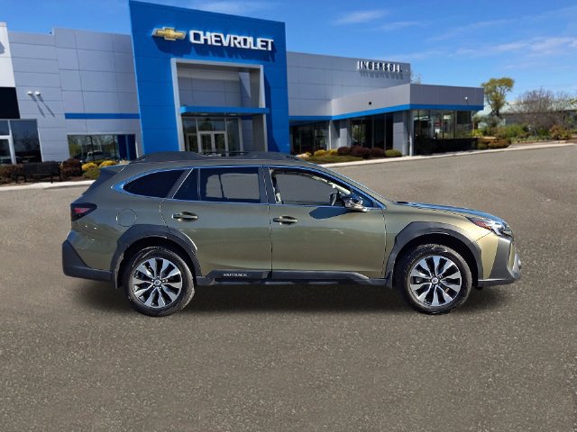 Used 2023 Subaru Outback Limited AWD/4WD image 26
