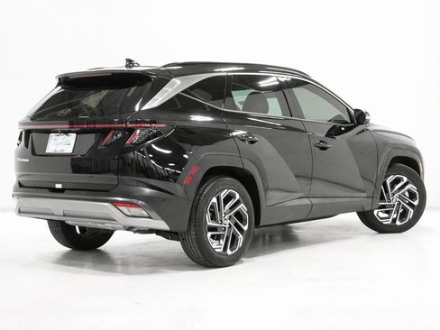 Used 2025 Hyundai Tucson Limited image 7