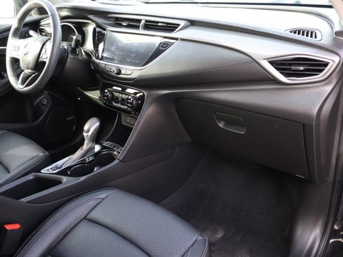 Used 2022 Buick Encore GX Essence w/ Advanced Technology Package image 10