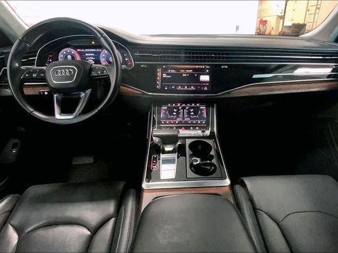 Used 2019 Audi Q8 Prestige AWD/4WD image 9