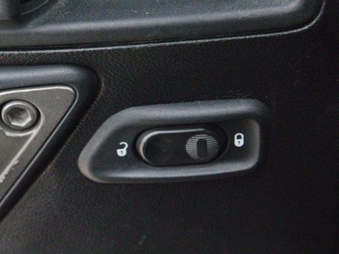 Used 2011 Jeep Wrangler Unlimited Sport image 13