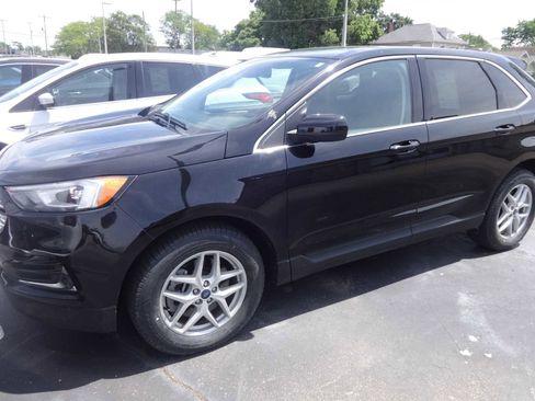 Used 2022 Ford Edge SEL image 2
