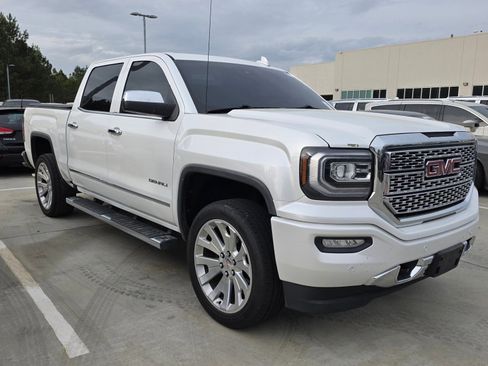 Used 2017 GMC Sierra 1500 Denali image 3