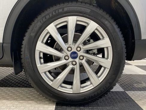 Used 2021 Ford Escape Titanium w/ Titanium Elite Package image 10