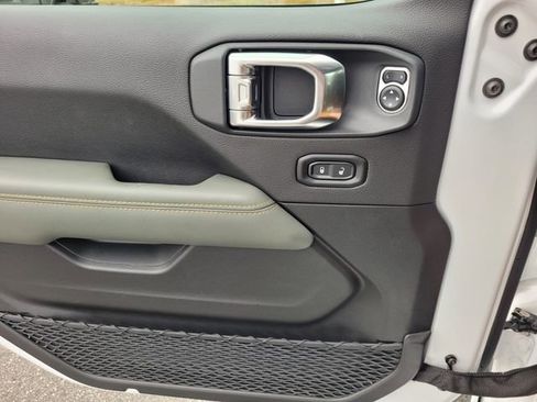 New 2026 Jeep Gladiator Mojave image 21