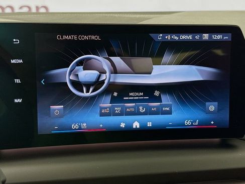 Used 2026 BMW 228i xDrive w/ Premium Package image 16