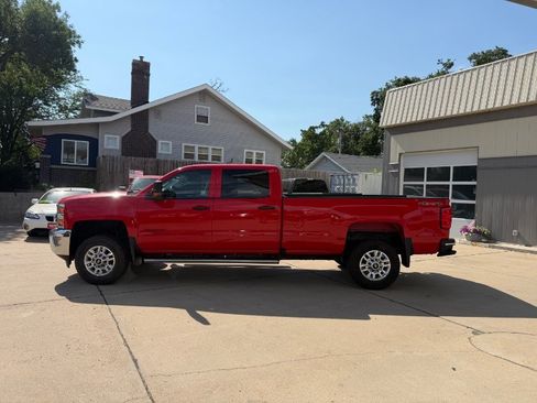 Used 2017 Chevrolet Silverado 2500 W/T w/ Snow Plow Prep Package AWD/4WD image 23