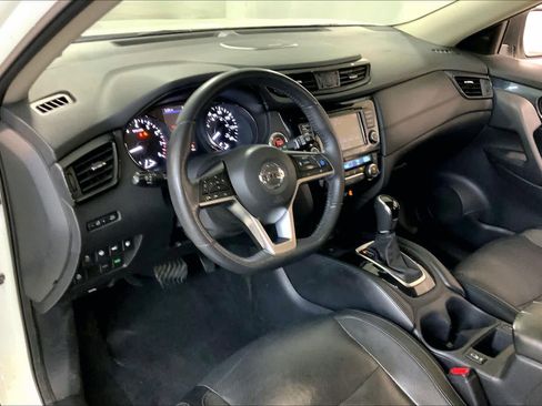 Used 2019 Nissan Rogue SL image 17