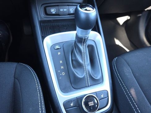 Certified 2026 Hyundai Venue SEL image 14