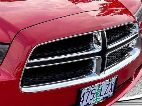 Used 2012 Dodge Charger R/T RWD image 31
