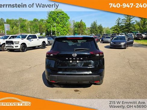 Used 2024 Nissan Rogue S AWD/4WD image 30