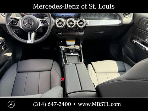 Certified 2025 Mercedes-Benz GLB 250 4MATIC image 7