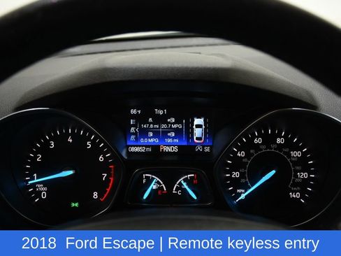 Used 2018 Ford Escape SEL w/ Ford Safe & Smart Package AWD/4WD image 11