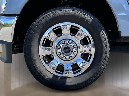 Used 2024 Ford F250 Lariat w/ Chrome Package image 31