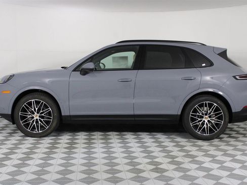 New 2026 Porsche Cayenne image 2