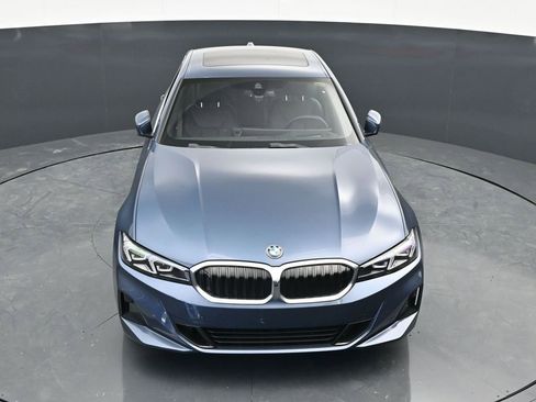 Used 2025 BMW 330i Sedan w/ M Sport Package RWD image 13