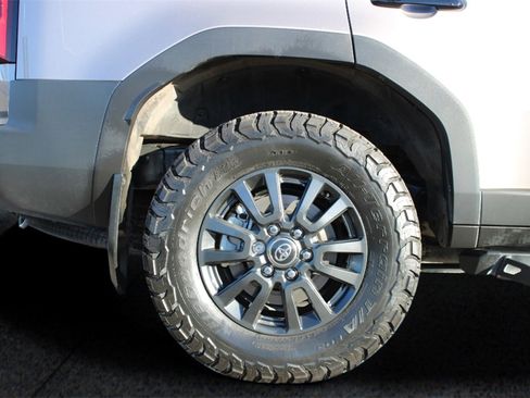 Used 2025 Toyota Land Cruiser Base image 11