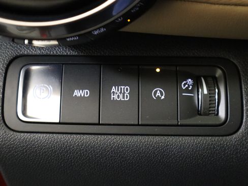 New 2026 Chevrolet Equinox ACTIV w/ Convenience Package III image 33