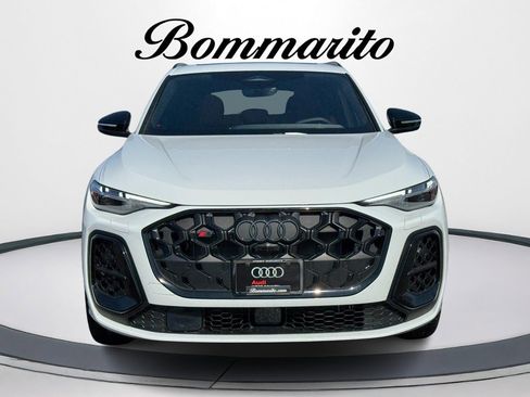 New 2025 Audi SQ5 Prestige image 5
