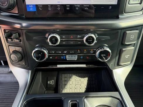 Used 2025 Ford F150 Platinum w/ Equipment Group 702A High AWD/4WD image 22