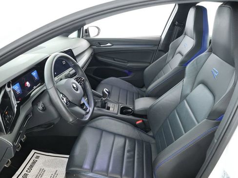 Used 2022 Volkswagen Golf R image 18