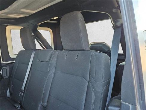 Used 2021 Jeep Wrangler Unlimited Sport image 19