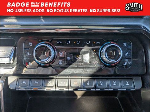 Used 2024 GMC Sierra 1500 AT4X image 15