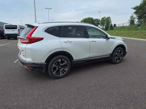 Used 2018 Honda CR-V Touring image 3