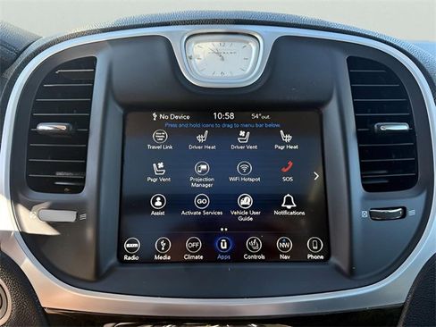 Used 2019 Chrysler 300 Limited image 20