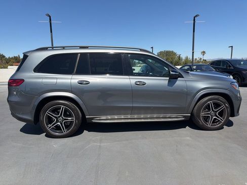 Used 2024 Mercedes-Benz GLS 450 4MATIC image 4