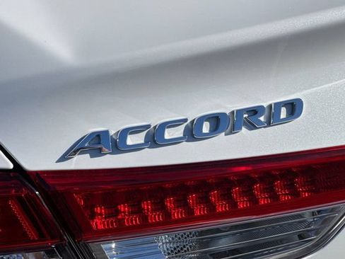 Used 2020 Honda Accord Touring image 52
