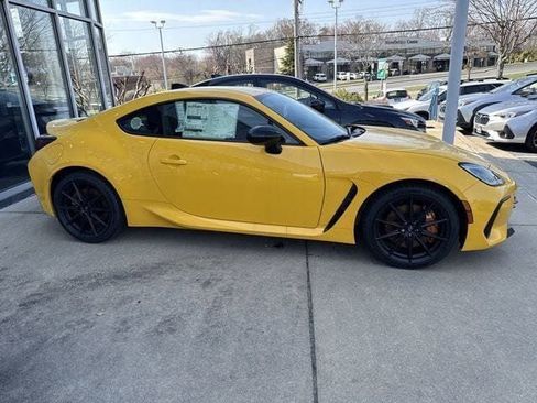 New 2026 Subaru BRZ Series.Yellow image 2