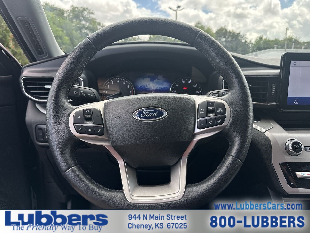 Used 2023 Ford Explorer XLT w/ Equipment Group 202A AWD/4WD image 14