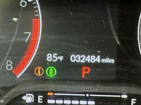 Used 2024 Honda Civic EX-L image 19