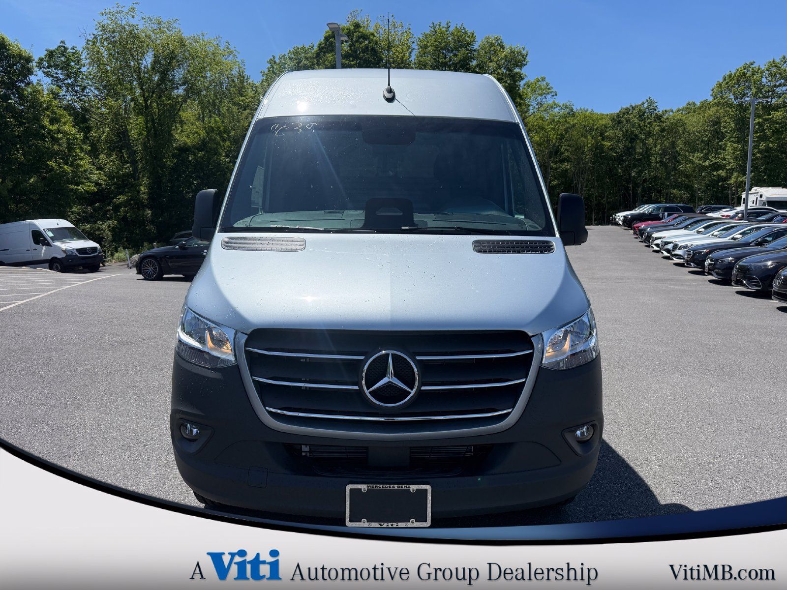 Used 2026 Mercedes-Benz Sprinter 2500 image 3