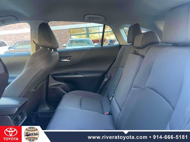 Used 2024 Toyota Venza LE AWD/4WD image 13